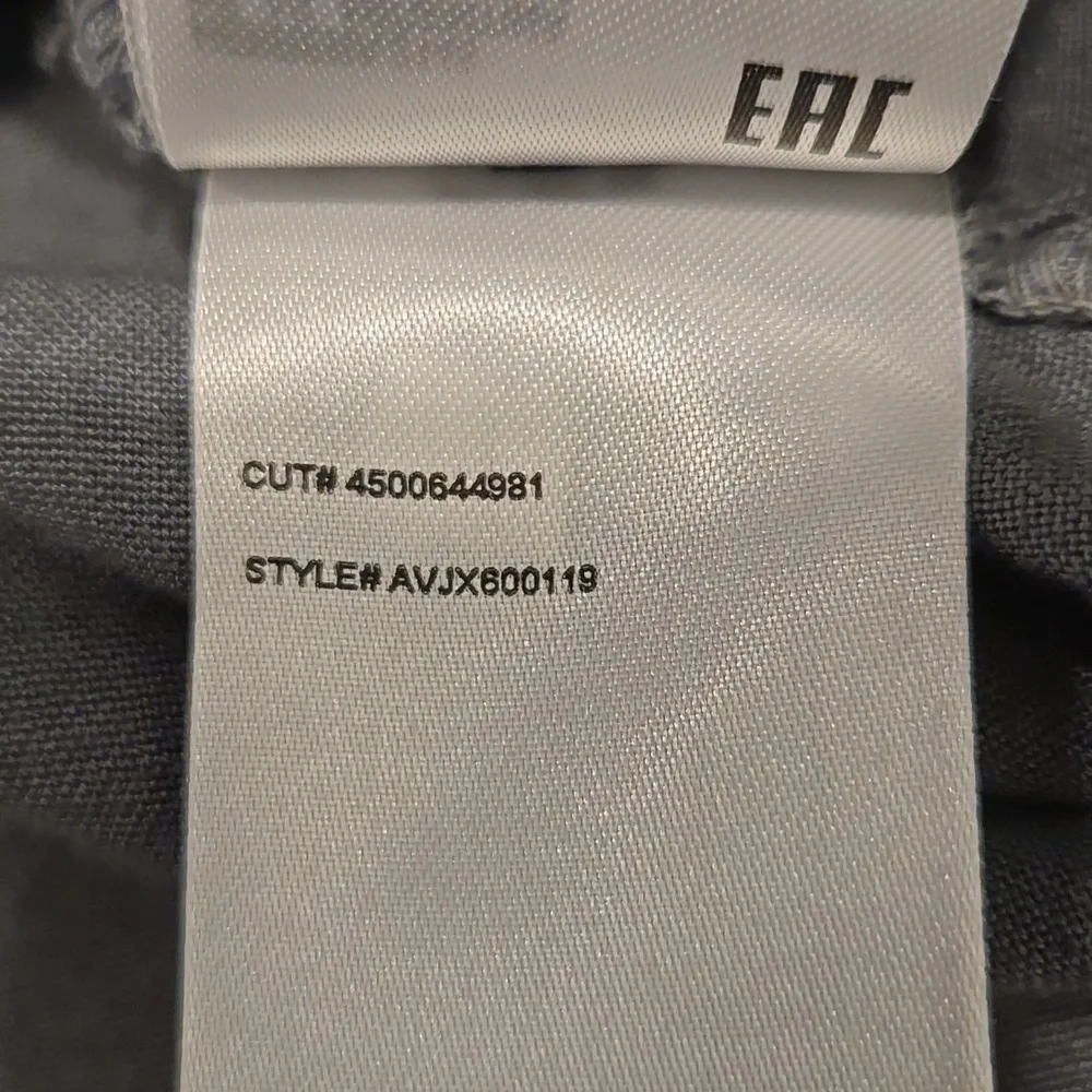RVCA WOMEN'S SOLSTICE BUTTON - UP COVERUP. GREY. SIZE SMALL.